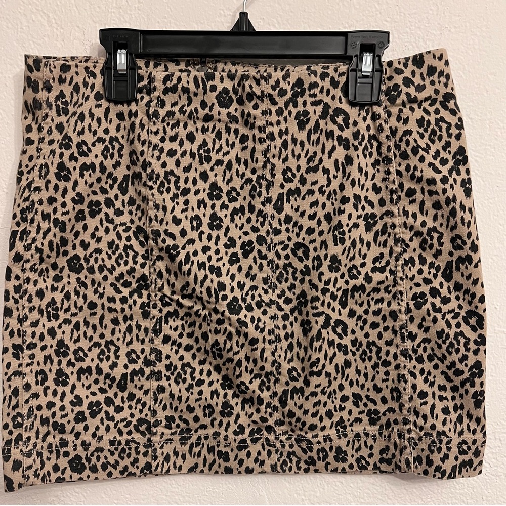 JOLT. DENIM LEOPARD PRINT MINI SKIRT SIZE 11/30